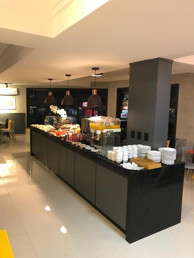 Tawfiqs Hotel Barra do Garças Екстериор снимка