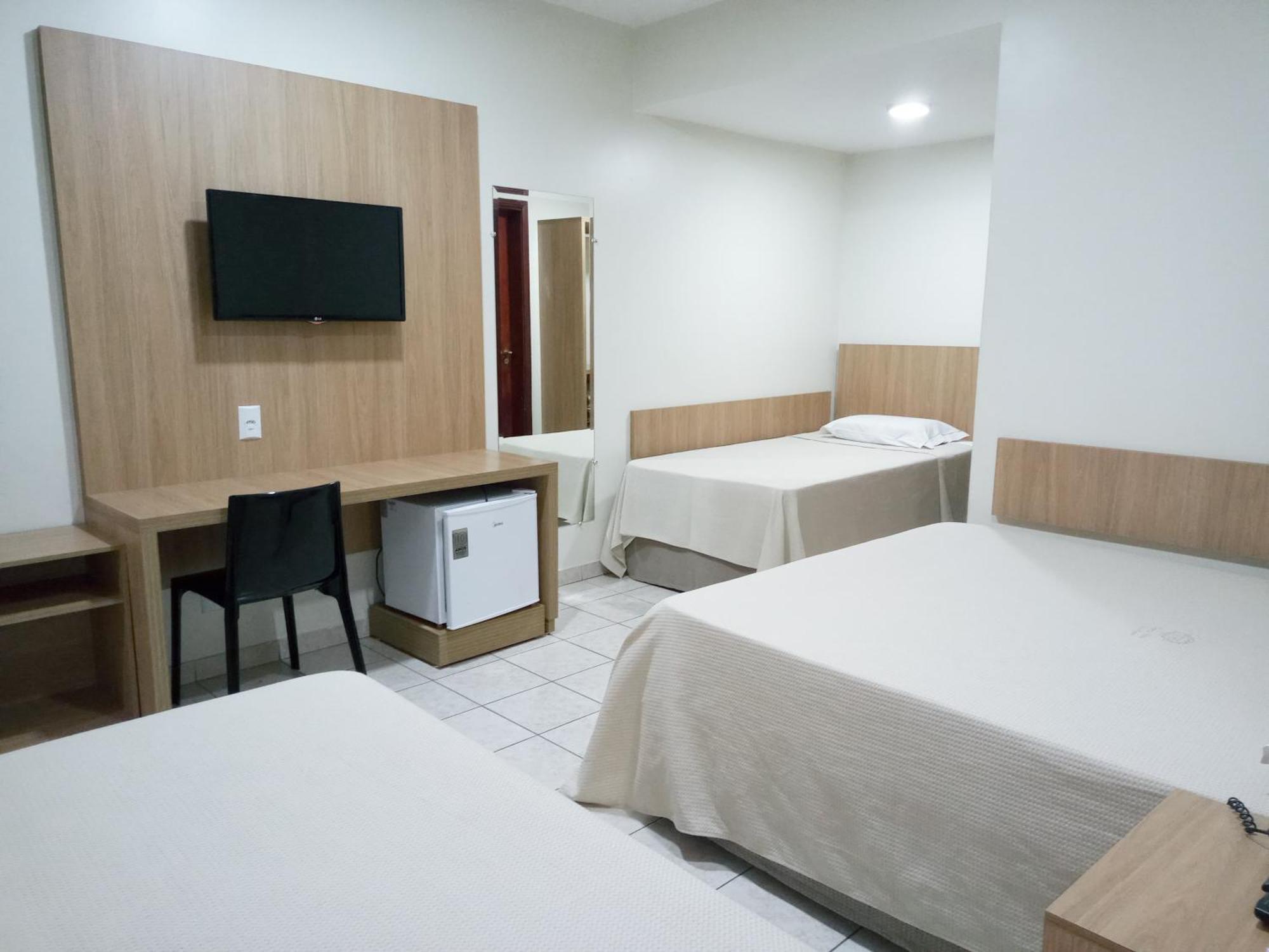 Tawfiqs Hotel Barra do Garças Екстериор снимка