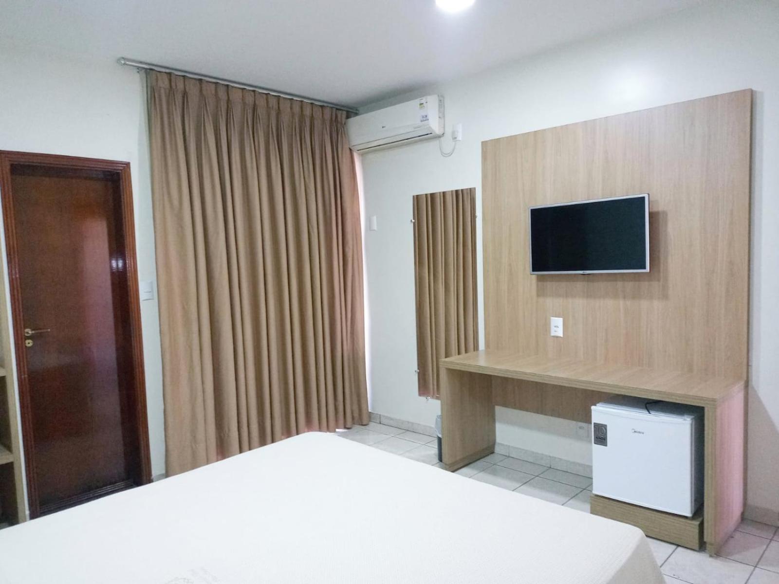 Tawfiqs Hotel Barra do Garças Екстериор снимка